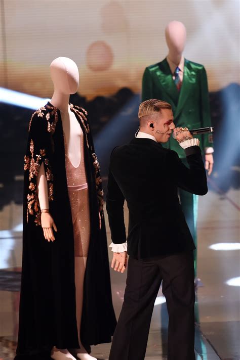 Sanremo 2022, Achille Lauro dissacrante (in Gucci): “Sono anni 